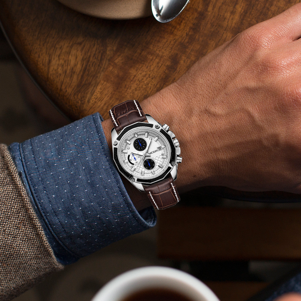 MEGIR Fashion Luxury Sport Watches Luxury Brand Waterproof Leather Chronograph Quartz Military Wristwatch Clock for Men 2015