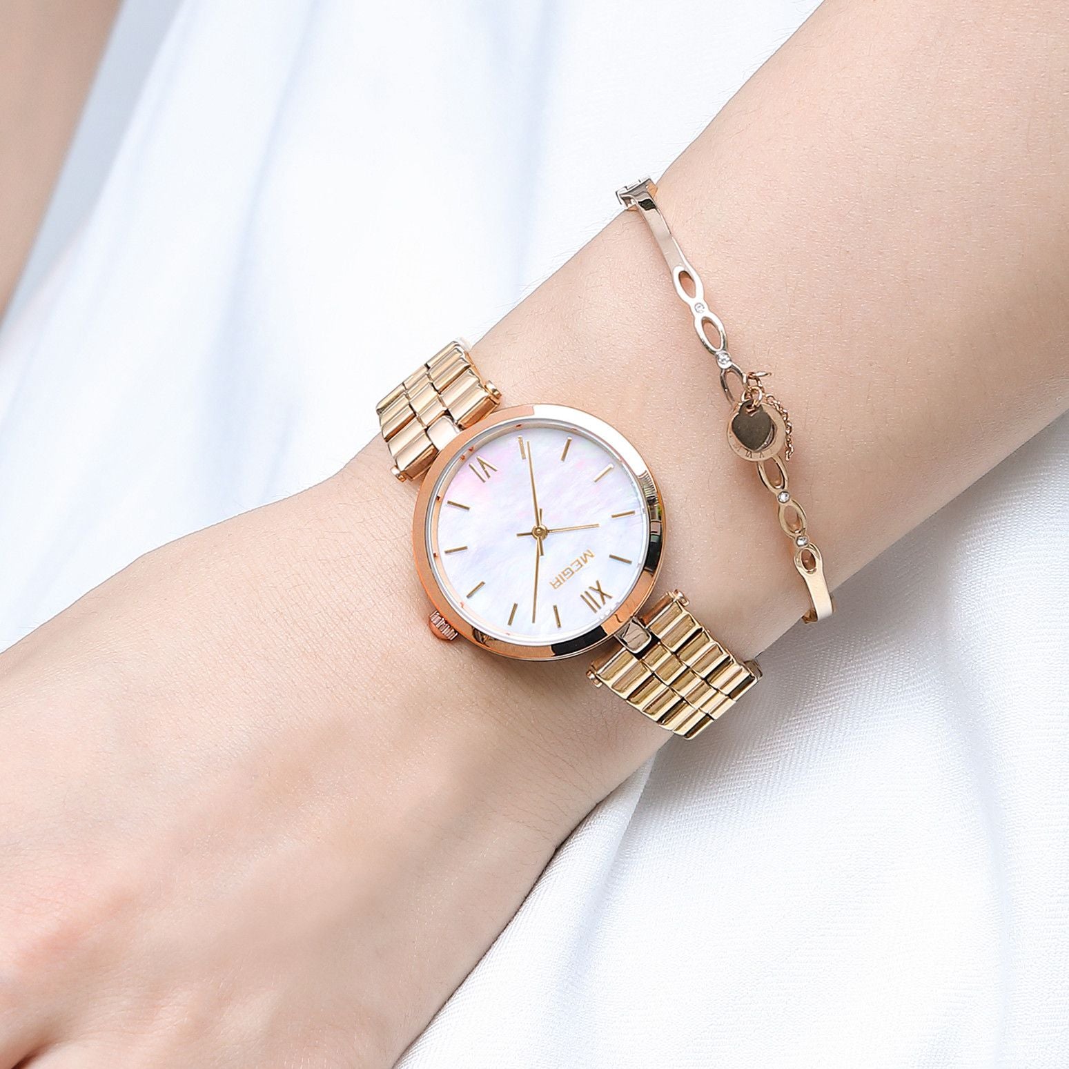 MEGIR Ladies Bracelet Watches Fashion Luxury Women's Casual Wrist Watch Steel Quartz Watch Dress Female Clock Reloj Mujer 85112