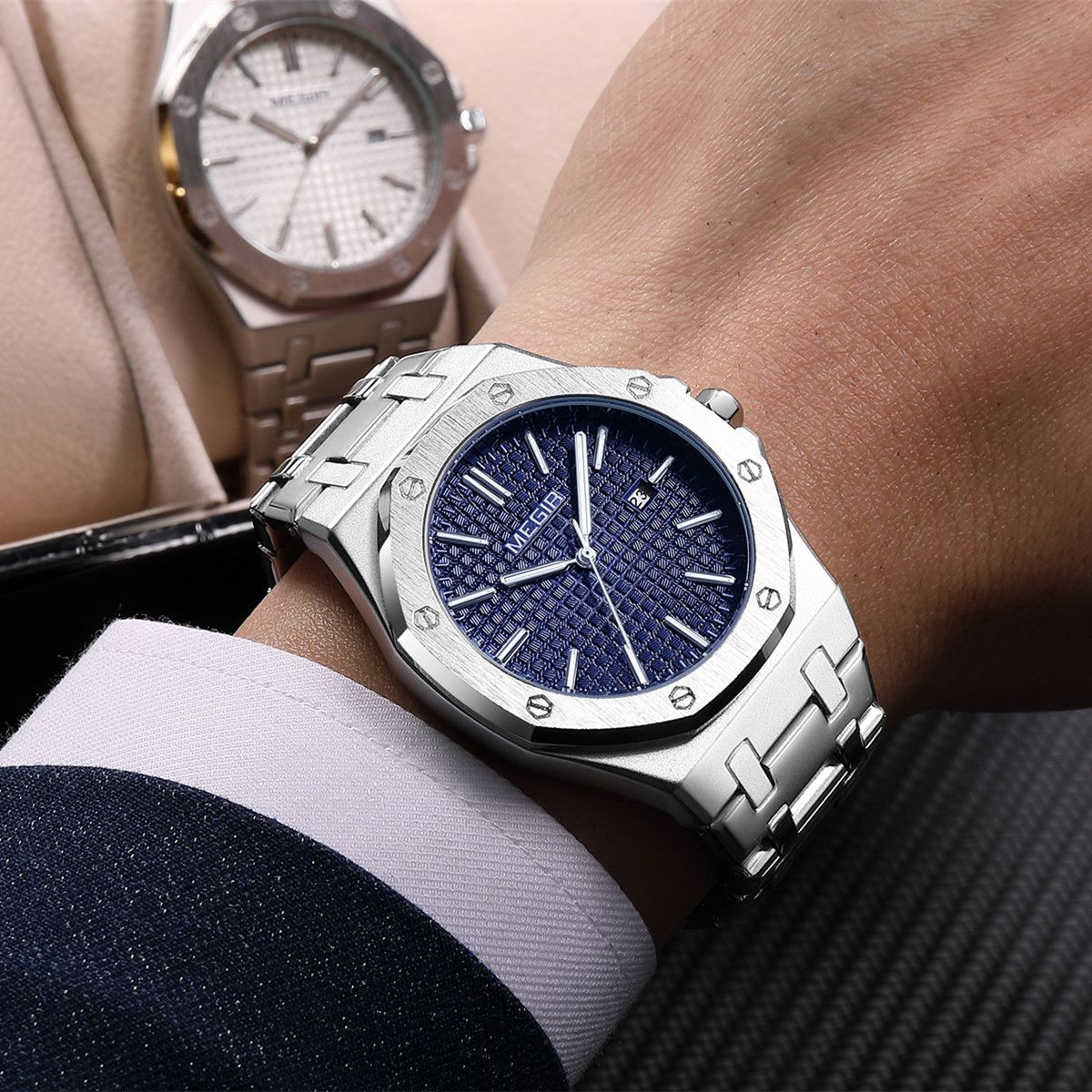 MEGIR Stainless Steel Bracelet Watch for Men Luxury Business Calendar Watches Waterproof Quartz Wristwatch Men Gift Clock 1085